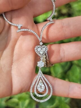 14k Diamond Necklace. HEAVY 14K AND A LOT OF DIAMONDS